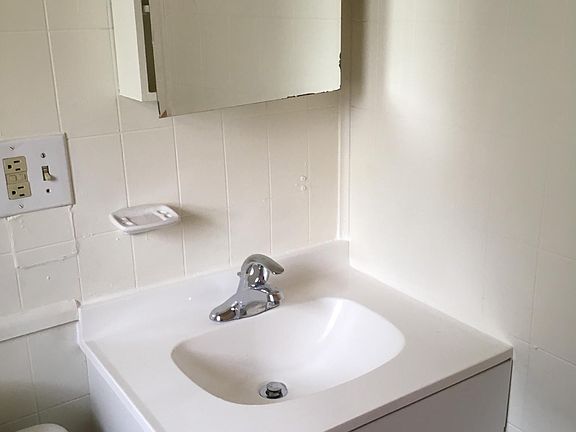 5th image of 314 Buttles Ave