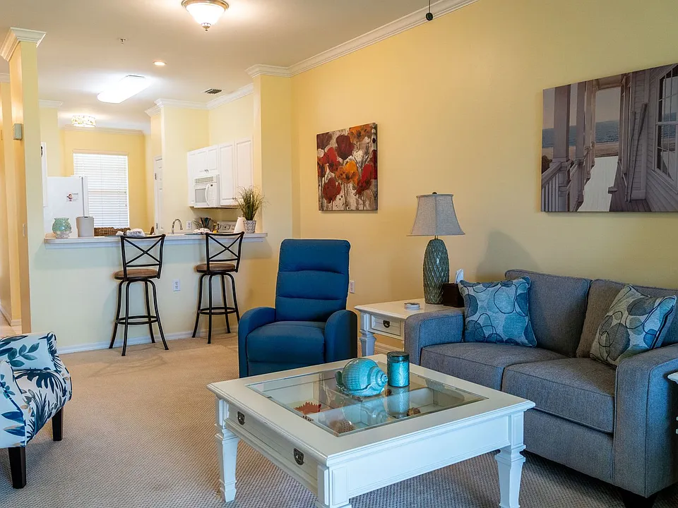 3950 Loblolly Bay Dr #402