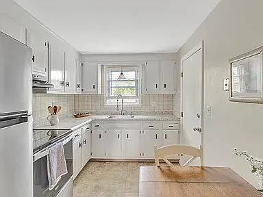 24 River St #4 — Photo 6