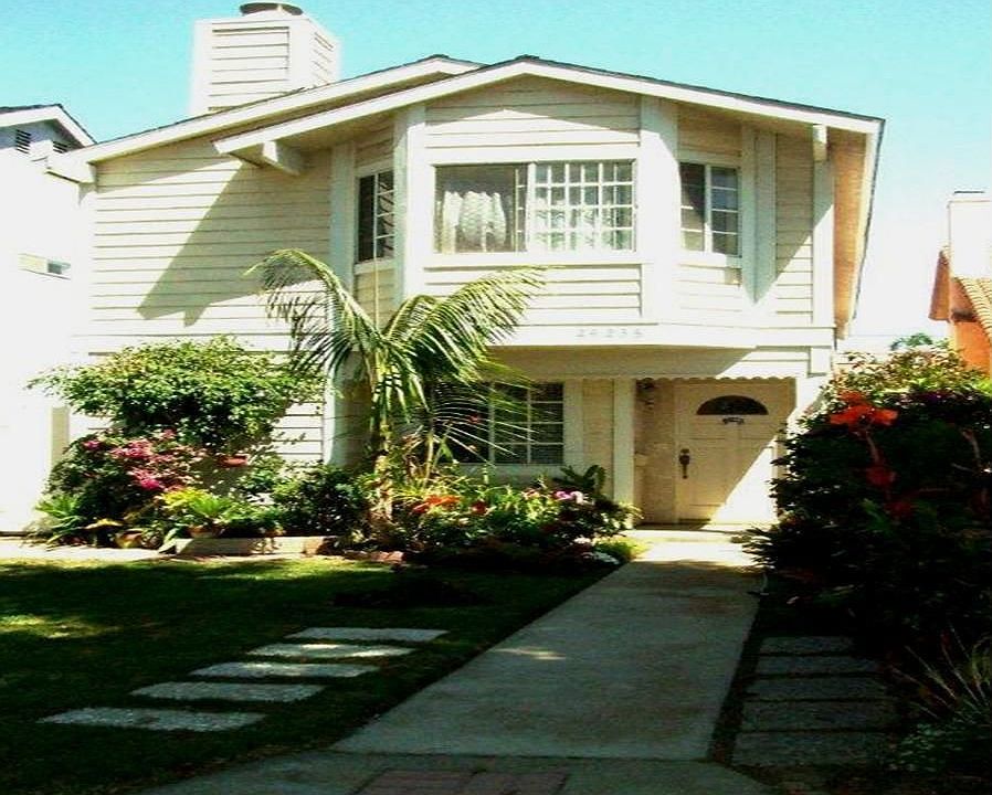 1st image of 24238 Los Codona Ave