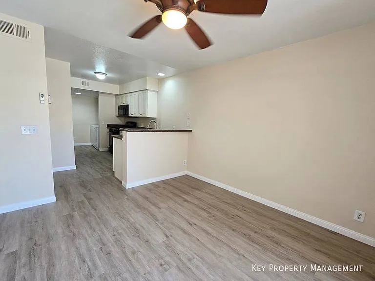 2817 Crystal Lantern Dr — Photo 8