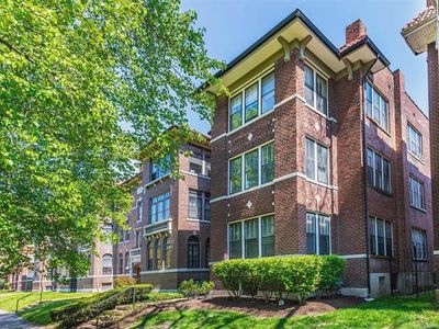 5855 Nina Pl #1, Saint Louis, MO, 63112