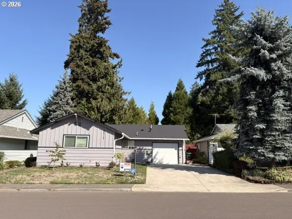16710 SW Queen Anne Ave, King City, OR 97224
