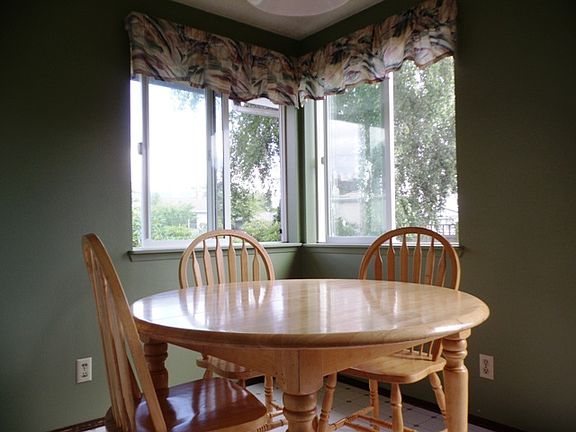Large dining area off the kitchen