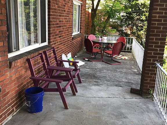 Large covered front porch with greatr view