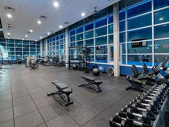 2nd image of 100 Lake Ave #2