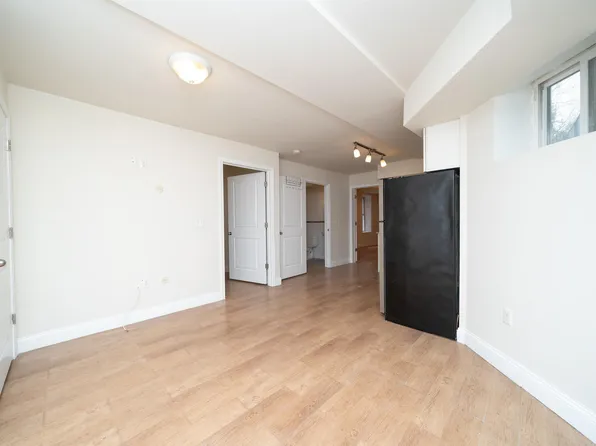 149 Webster Avenue image 18 of 31