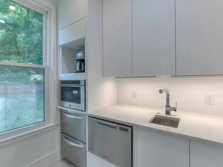 5095 Heathrow Blvd — Photo 26