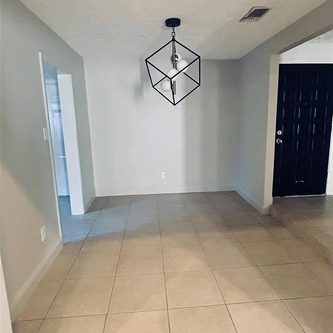 3 bed, 2.0 bath, 1488 sqft, $1,850 — Photo 3