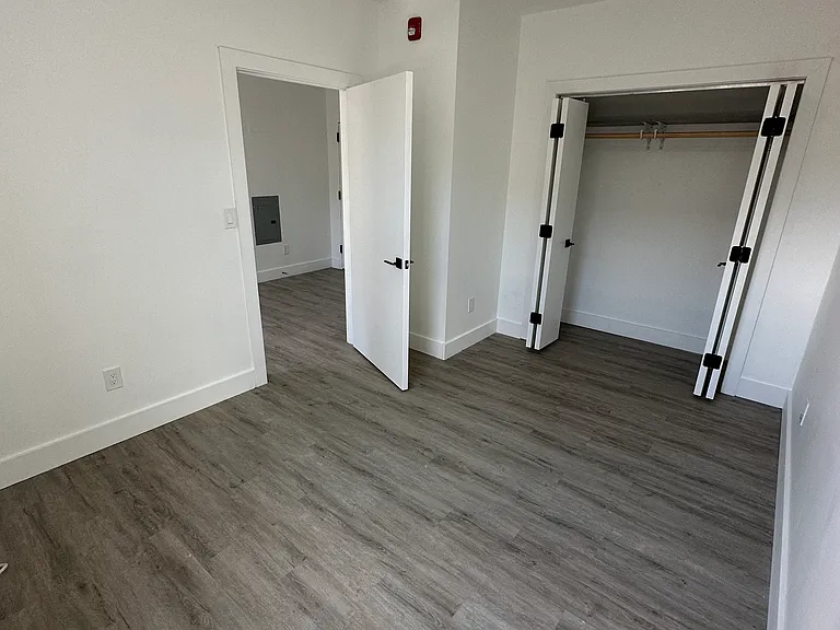 1260 Main St #102 — Photo 13