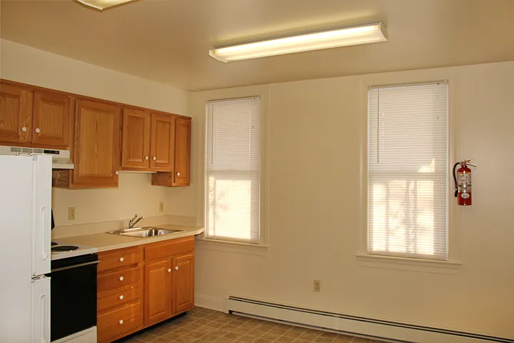 1 bed, 750 sqft, $1,575 — Photo 2