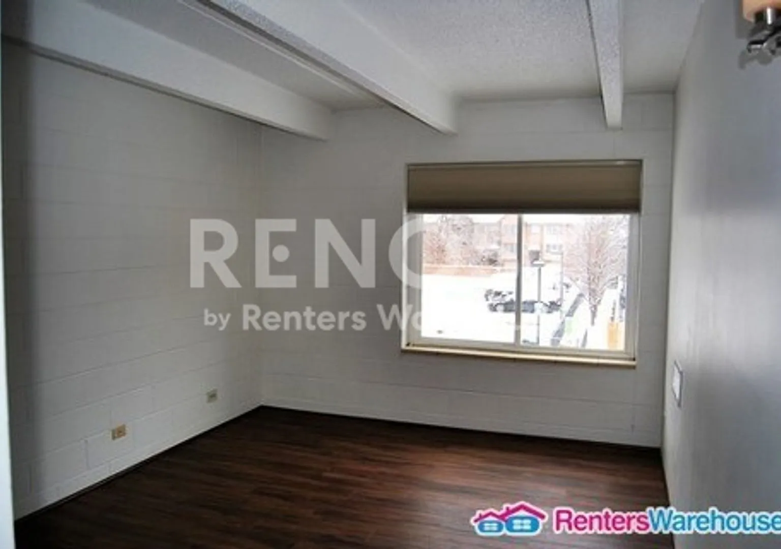 Beautiful 1 Bed 1 Bath in Capitol Hill (Water/sewer and Trash Utilities Included!) — Photo 4