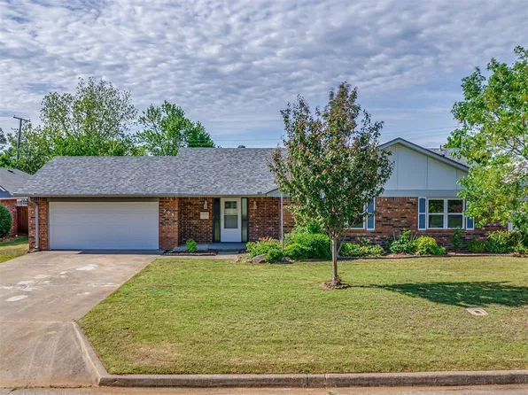 203 E Chicago St, Shawnee, OK 74804