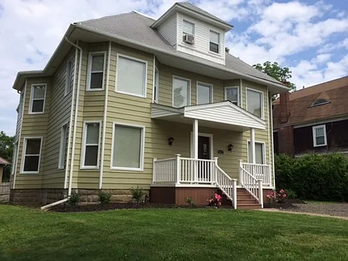 669 Alden Street Photo 1
