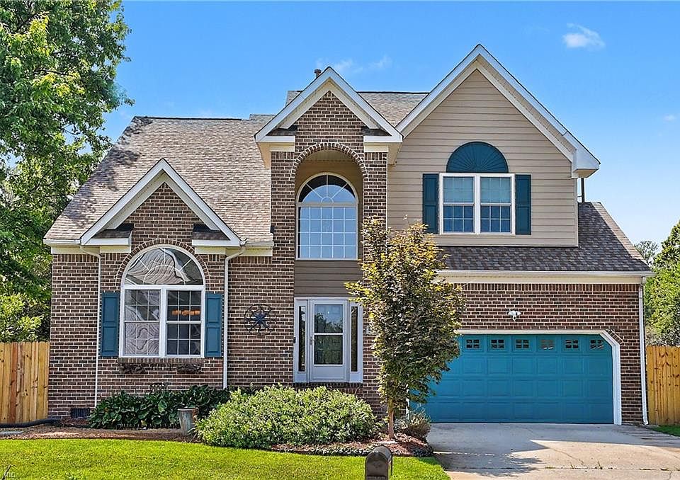 1st image of 520 Leary Ct