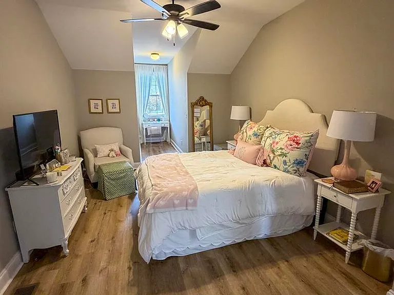 2206 Anderson Rd — Photo 15
