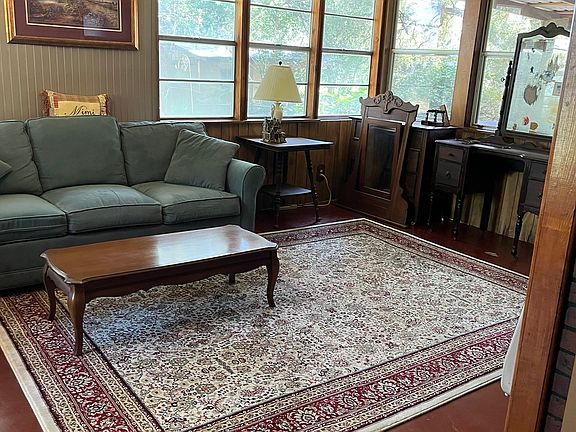 5th image of 6303 Greenvine Rd
