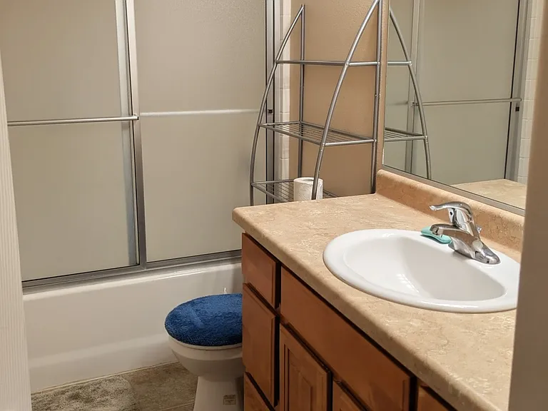 95 Shade Tree Ln #A — Photo 12
