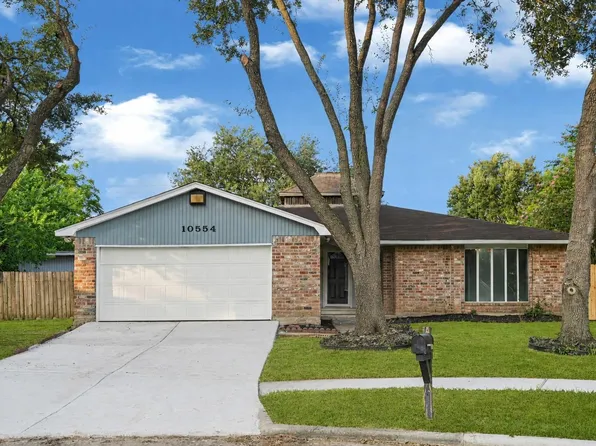 10554 Quail Ridge Ln, Sugar Land, TX 77498