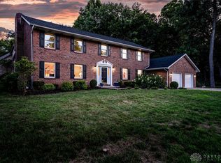 532 Rustic Trl, Dayton, OH 45434