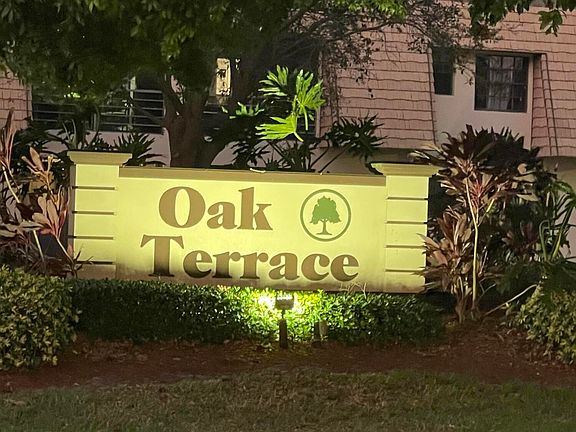 2nd image of 4259 Oak Terrace Dr