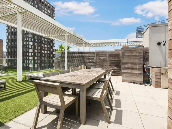 100 Norfolk Street image 20 of 27