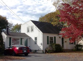 121 Whipple Ave, Barrington, RI 02806