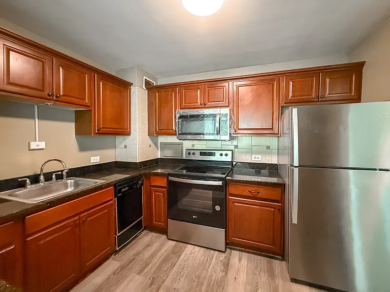3600 N Lake Shore Dr #306 — Photo 8