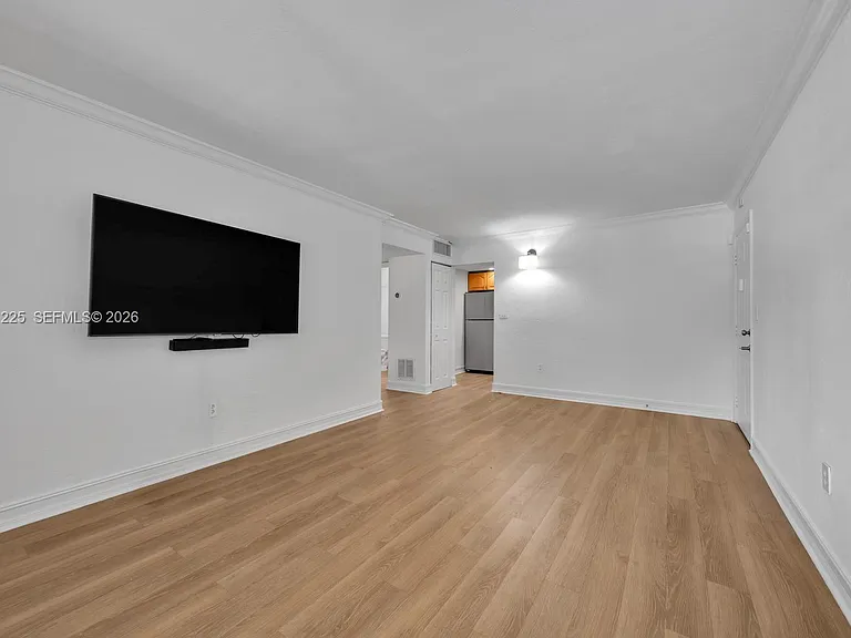 8607 SW 68th Ct #21 — Photo 6