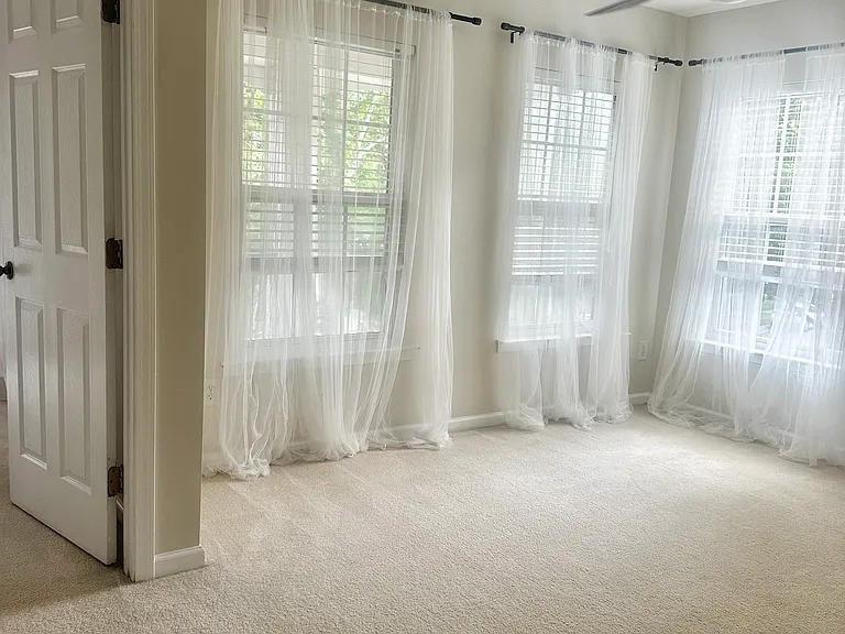 Seattle Slew Ln — Photo 8