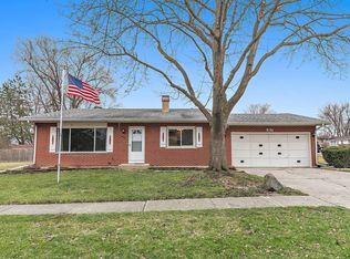 185 Trenton Ave, South Elgin, IL 60177