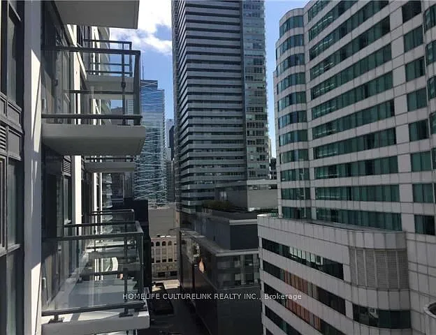87 Peter St #1317 — Photo 1