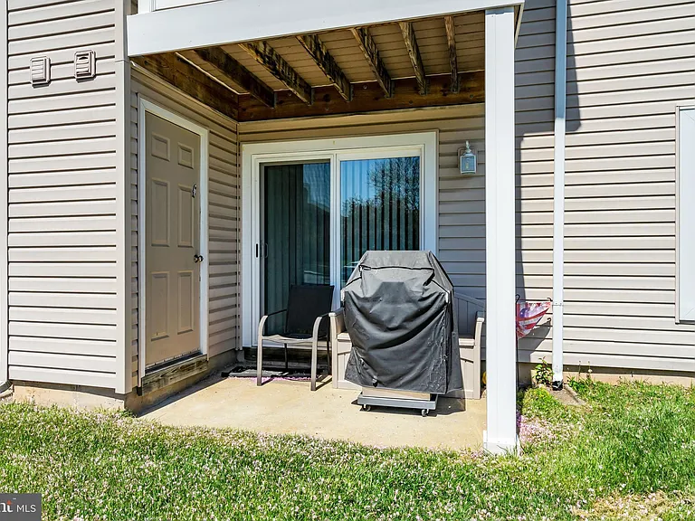 1307 Bennett Pl — Photo 39