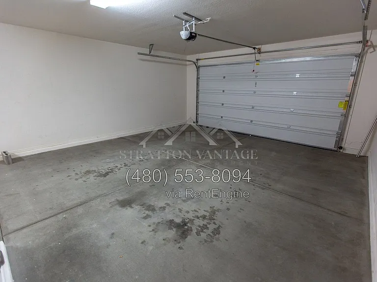 18295 W Saguaro Ln — Photo 34