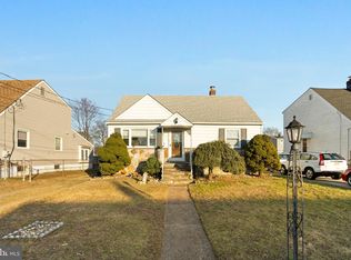 273 Mercer Ave, Bellmawr, NJ 08031
