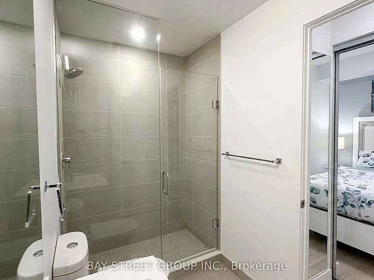 100 Queen St E #2911 — Photo 21