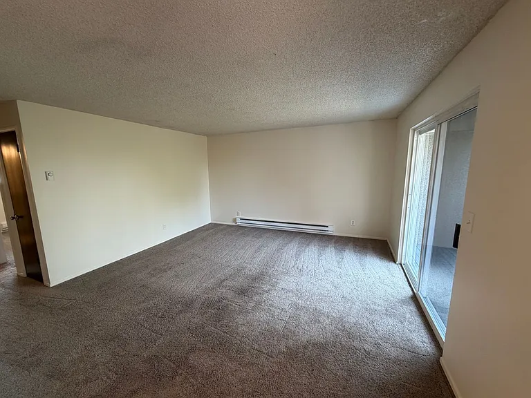 1212 Market St — Photo 4