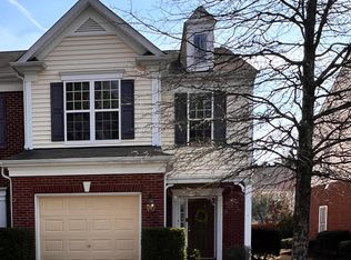 1216 Kingston Grove Dr, Cary, NC 27519
