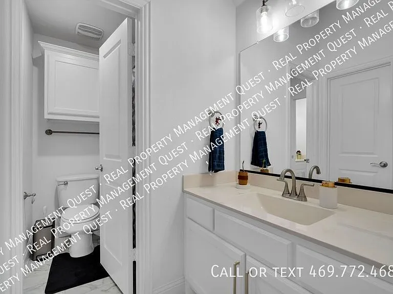 1767 Shumard St — Photo 21