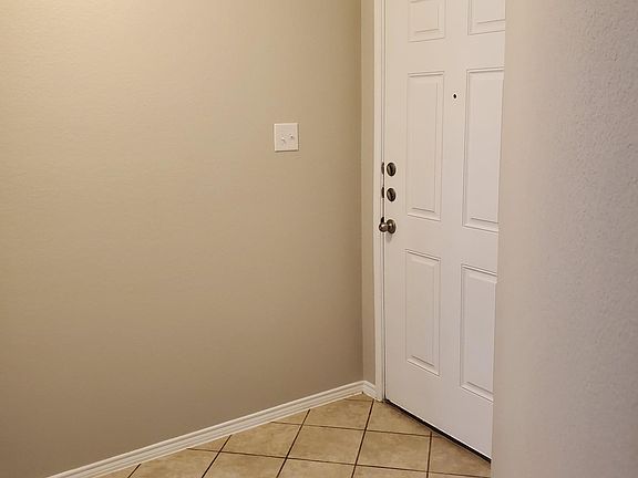 5th image of 2432 French St