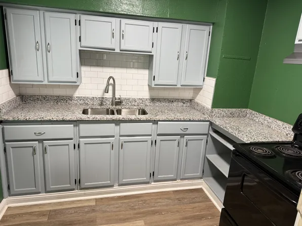 2300 Granada Blvd, Oklahoma City, OK 73111
