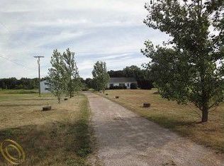 6665 Milan Oakville Rd, Milan, MI 48160