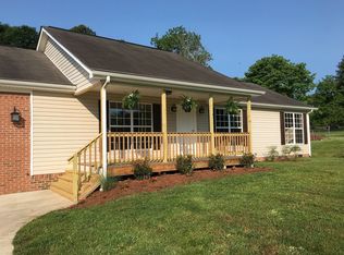 1620 Crabtree Rd, Hixson, TN 37343