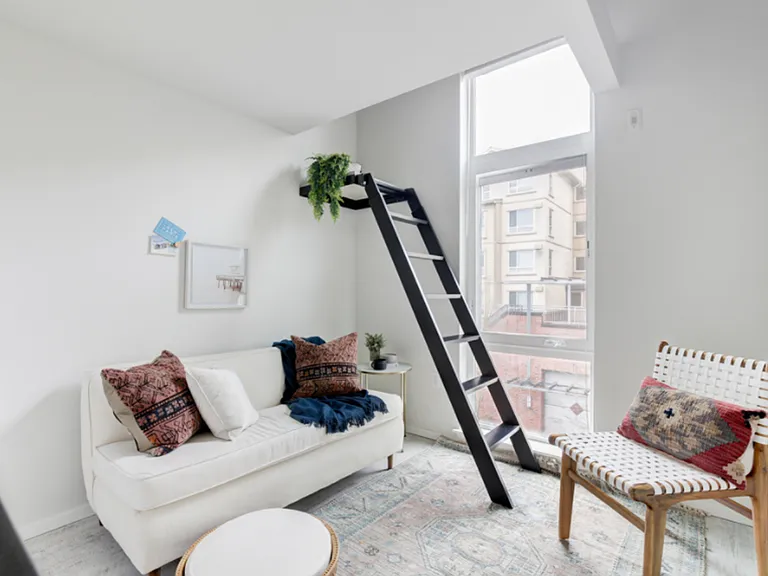 Welcome to 1806 23rd Ave Contemporary building — Photo 14