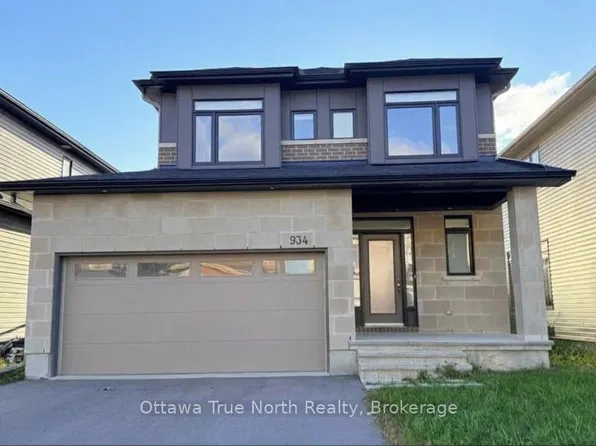 934 Embankment St, Ottawa, ON K2S 2P6