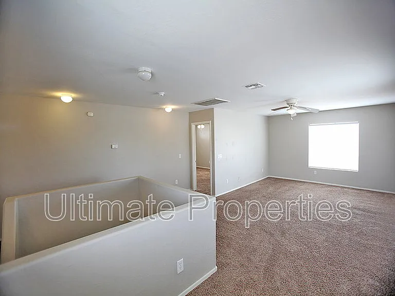 21983 W Gardenia Dr — Photo 17