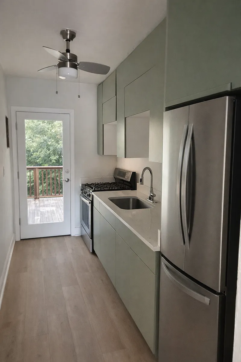 Building Photo - 523 48th St #523