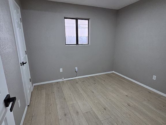 4th image of 1011 W 16th St #C