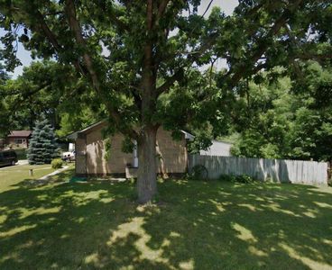 W916 Washington AVENUE, Burlington, WI, 53105