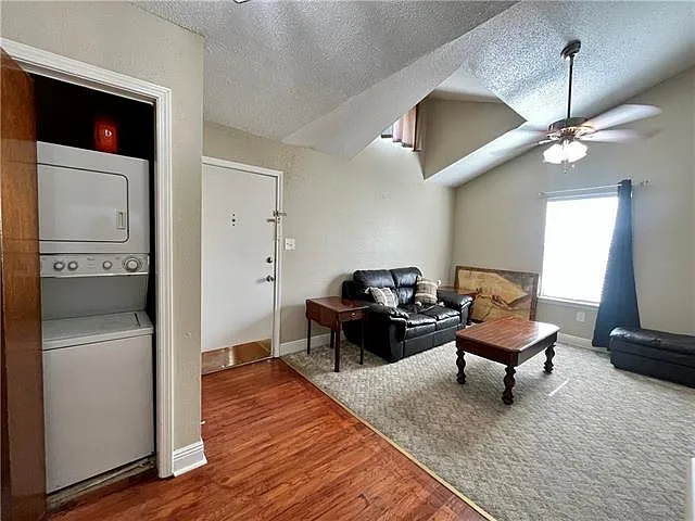 2330 Edenborn Ave #321 — Photo 8